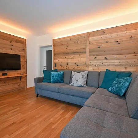 Domizil Thirteen With Sauna And Glacier View By In One Kaprun