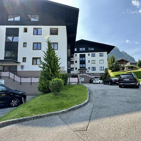 Lägenhet Domizil Thirteen With Sauna And Glacier View By In One Kaprun