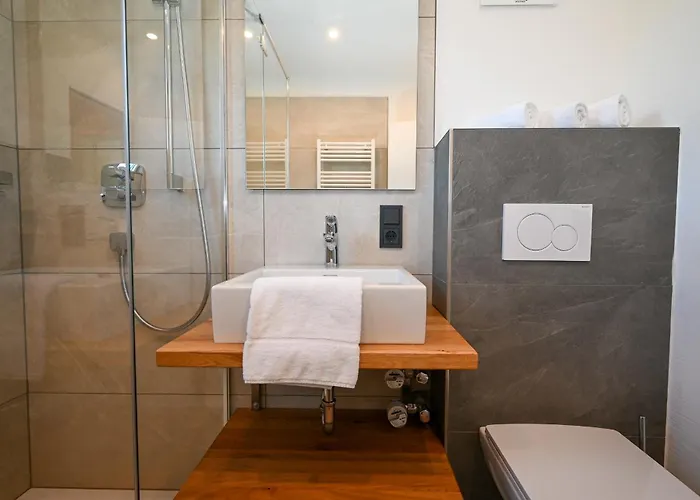 Domizil Thirteen With Sauna And Glacier View By In One Kaprun